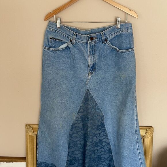 Vintage denim midi skirt re-worked size 12 light wash with lace - Picture 2 of 4